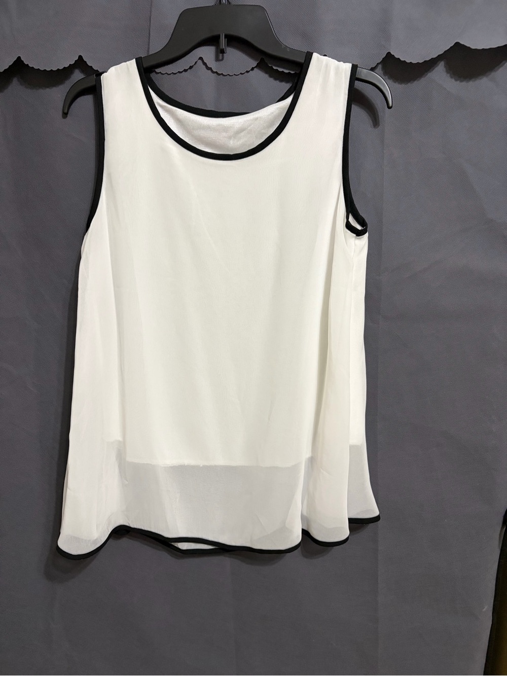 SHEIN White Sleeveless Camisole with Black Trim